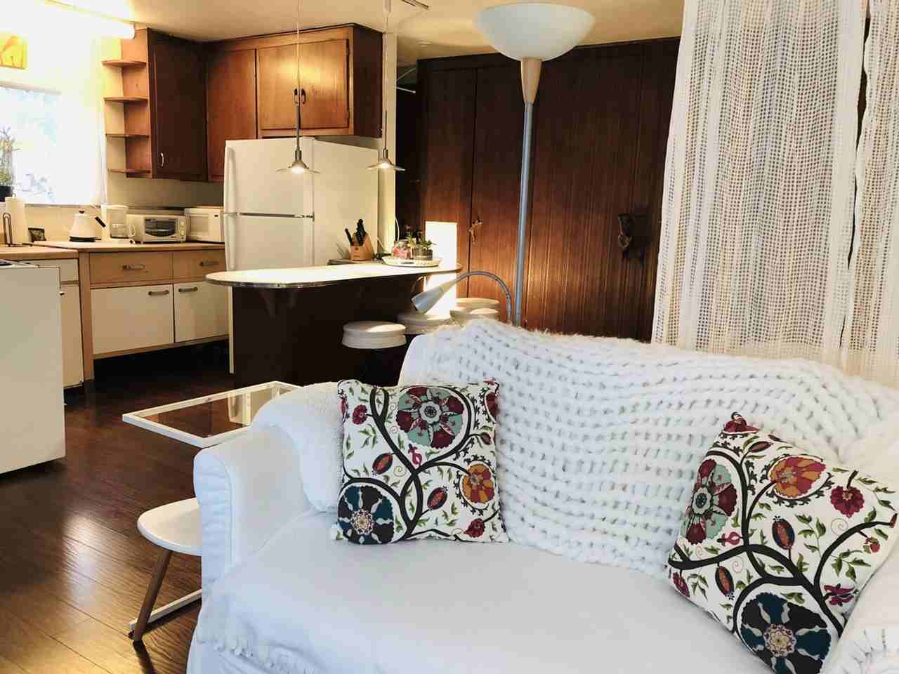 4136 Beach Dr Sw #1293683P - Photo 3 of 38