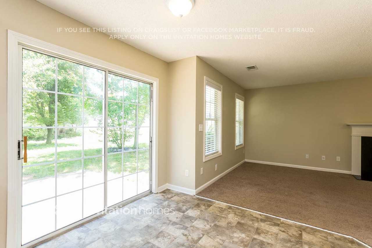 5773 Riverside Walk Dr - Photo 7 of 21