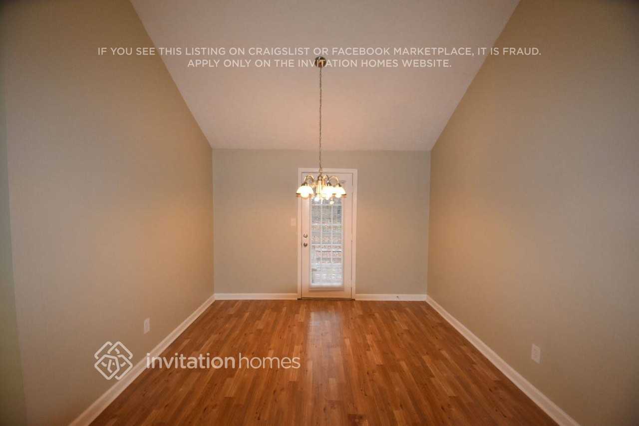 4687 Dogwood Farms Dr - Photo 4 of 9