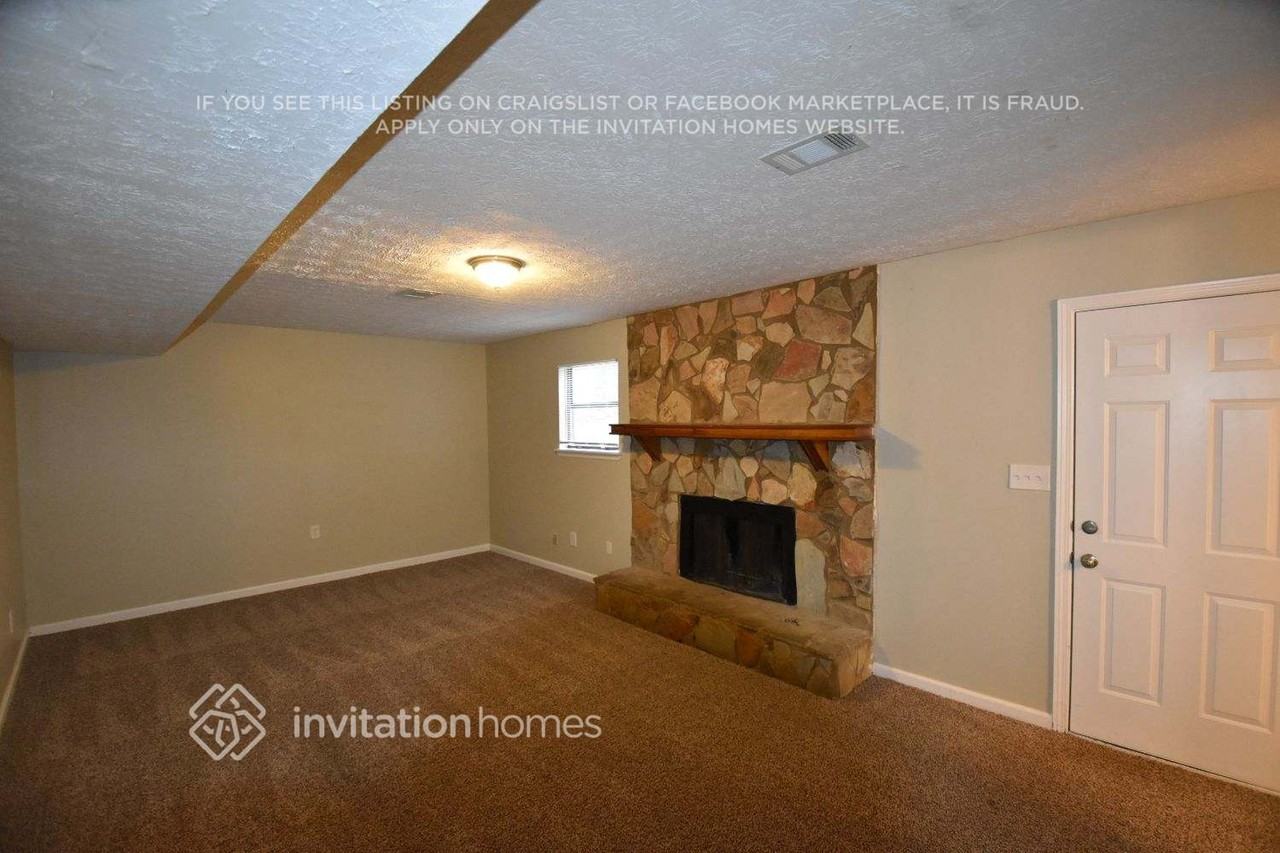 4687 Dogwood Farms Dr - Photo 5 of 9