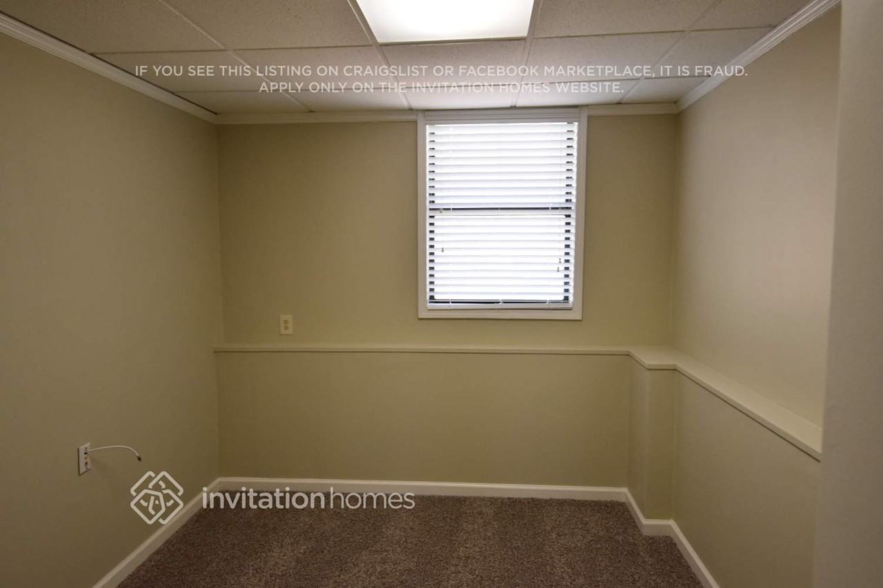 2679 Forest Way Ne - Photo 3 of 7