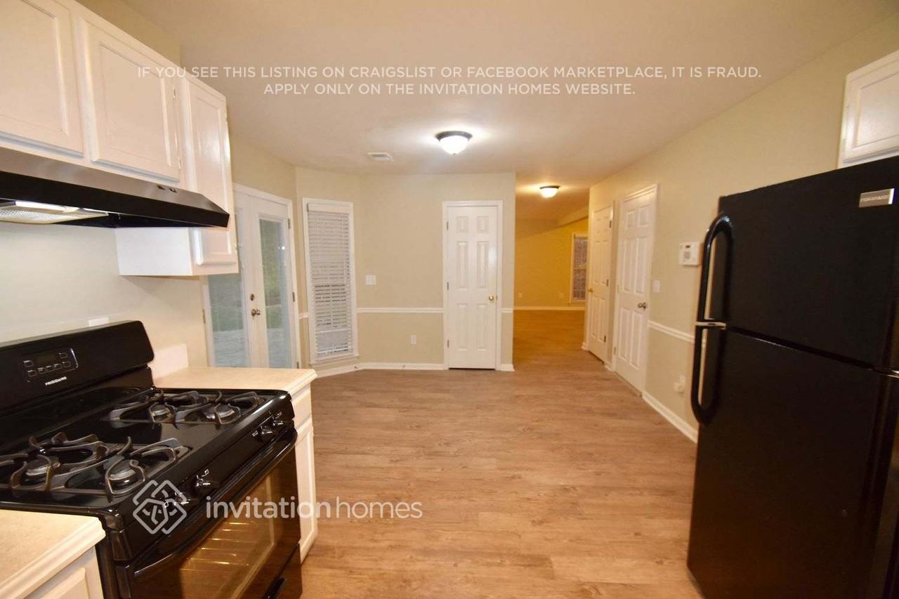 2000 Morning Walk Nw - Photo 5 of 12