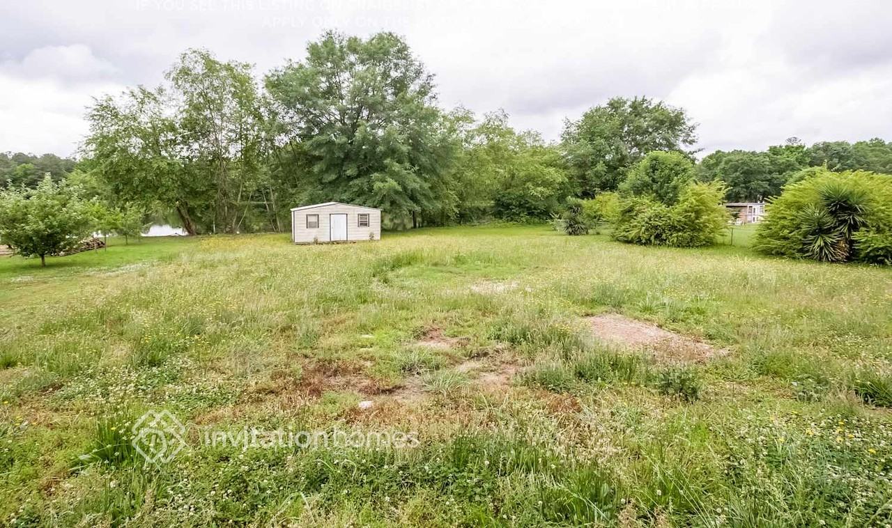 443 Linda Ln - Photo 4 of 5