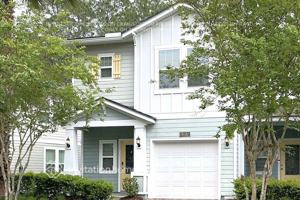 featured image of 63 Canary Palm Ct