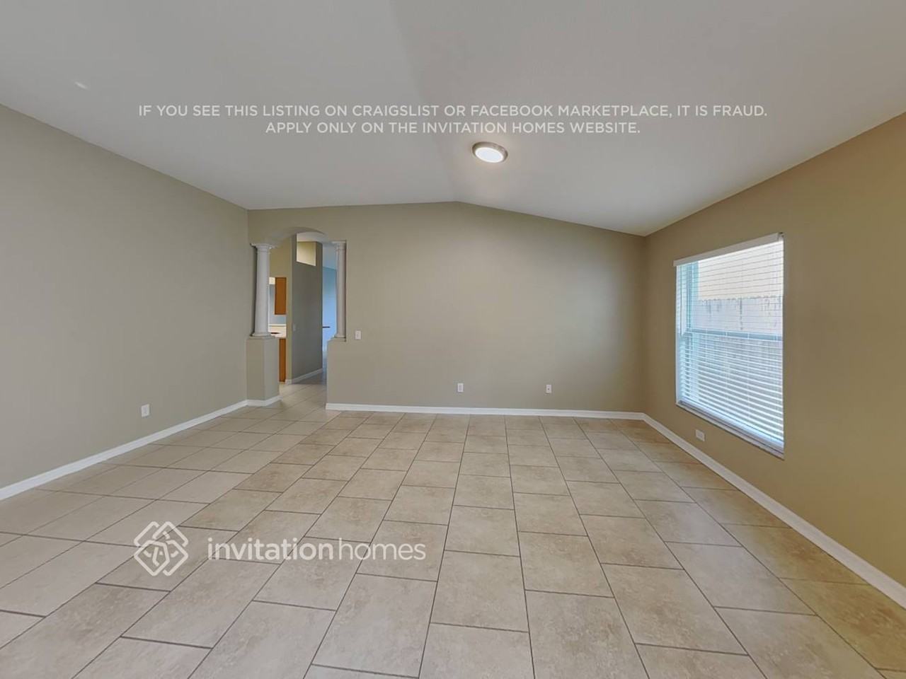 12753 Standbridge Dr - Photo 3 of 21