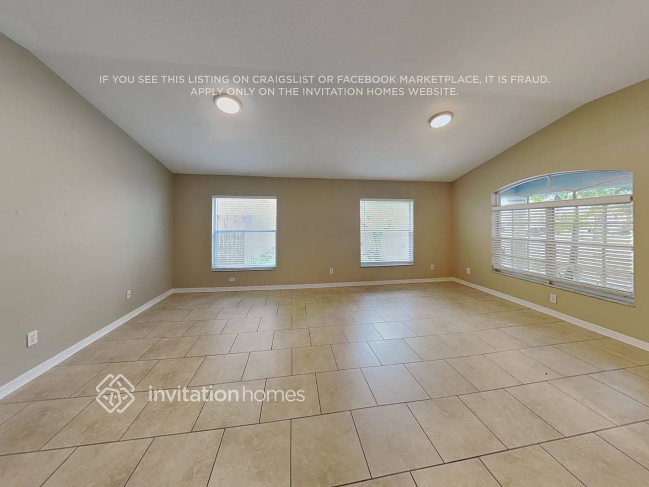 12753 Standbridge Dr - Photo 4 of 21