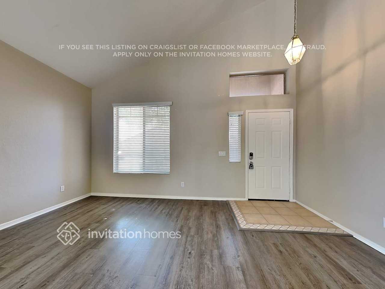 3909 N 103rd Dr - Photo 6 of 18