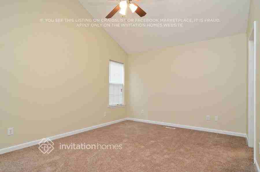 124 Woodmill Ct - Photo 2 of 10