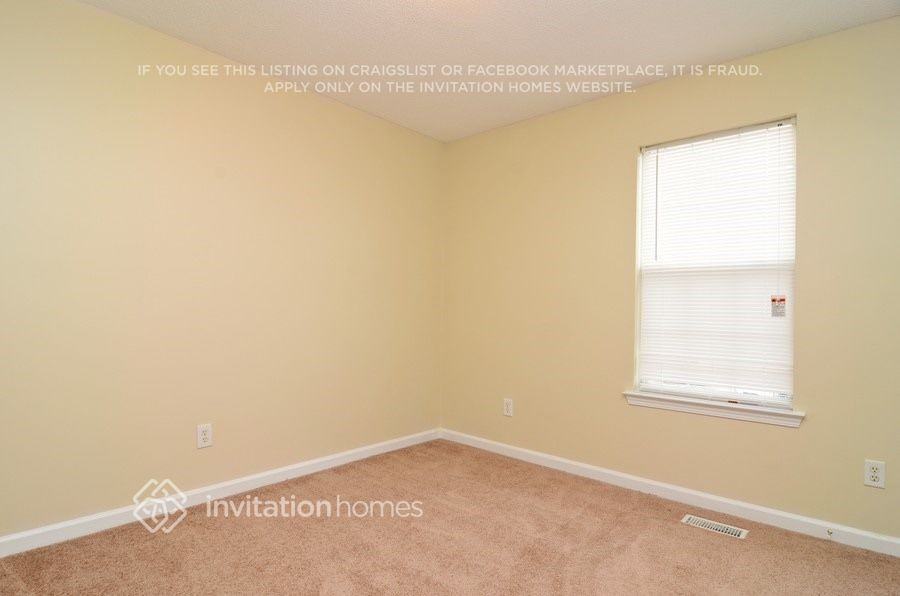 124 Woodmill Ct - Photo 5 of 10