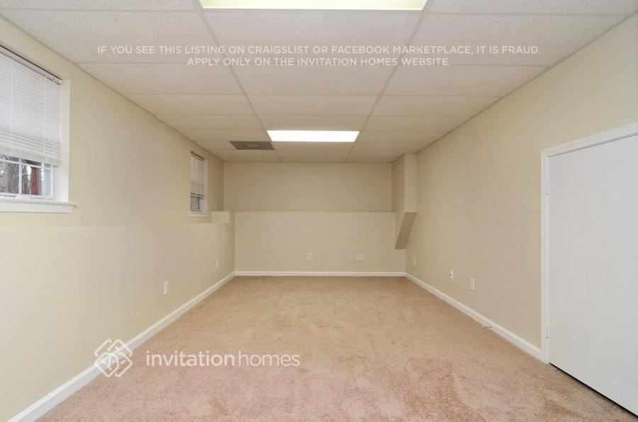 124 Woodmill Ct - Photo 6 of 10