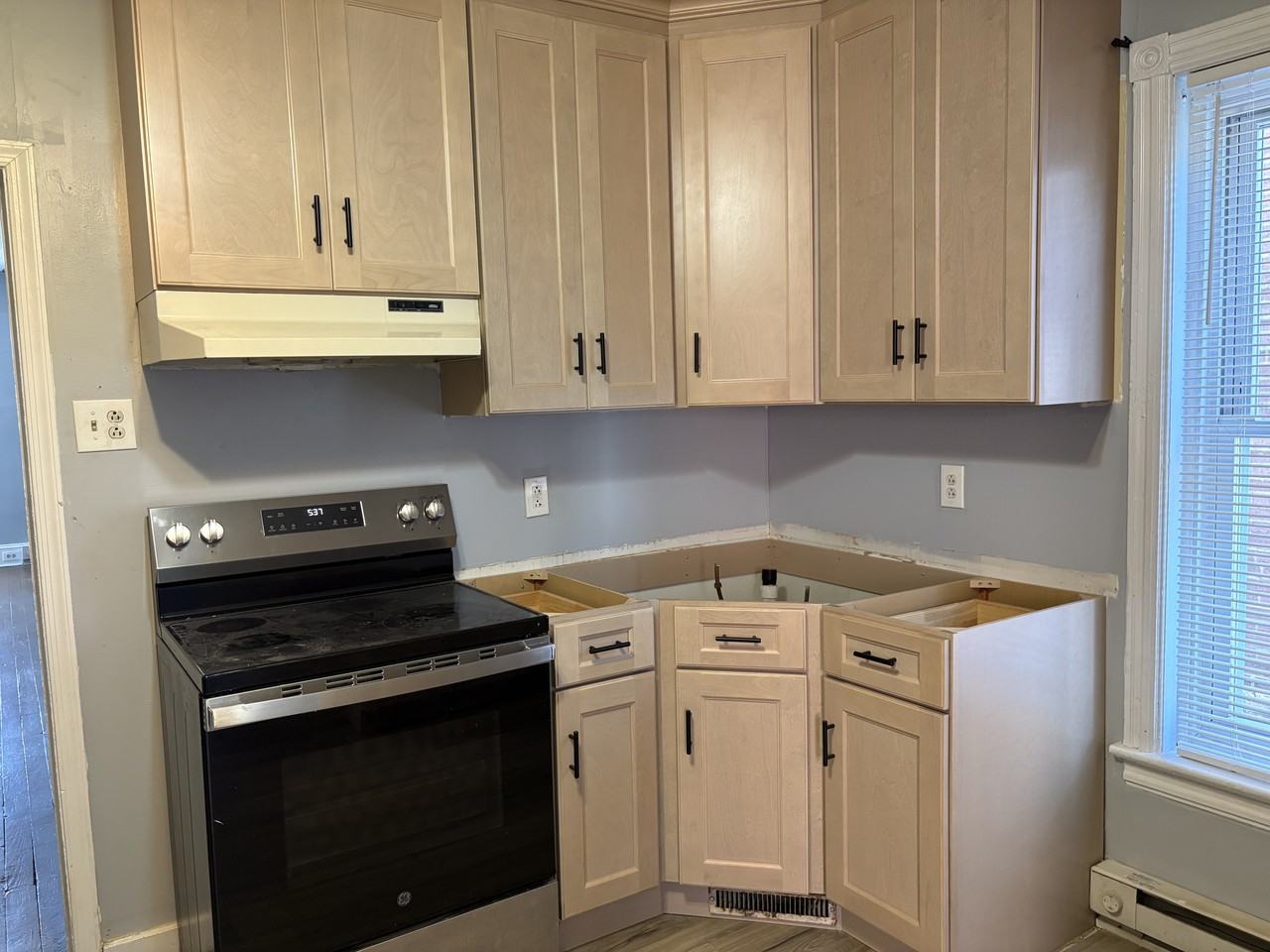 223 Madison Street - Photo 5 of 18