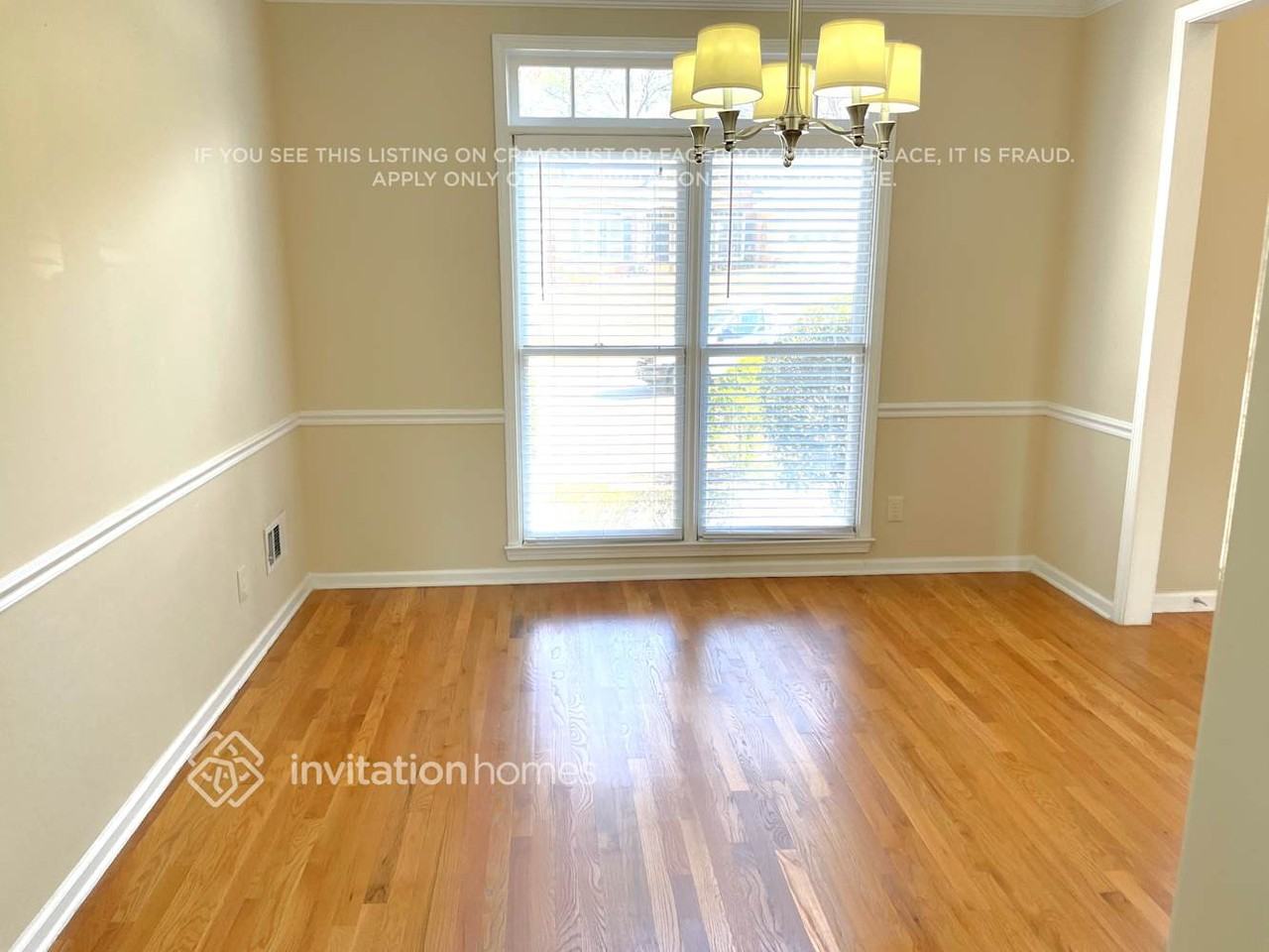 275 Merritt Dr - Photo 5 of 14