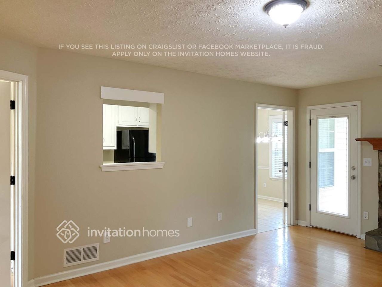 2975 Hampton Valley Dr - Photo 5 of 14