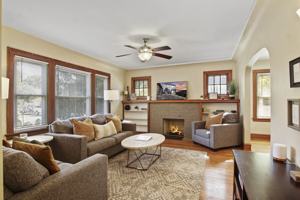 featured image of 1335 N Jackson St