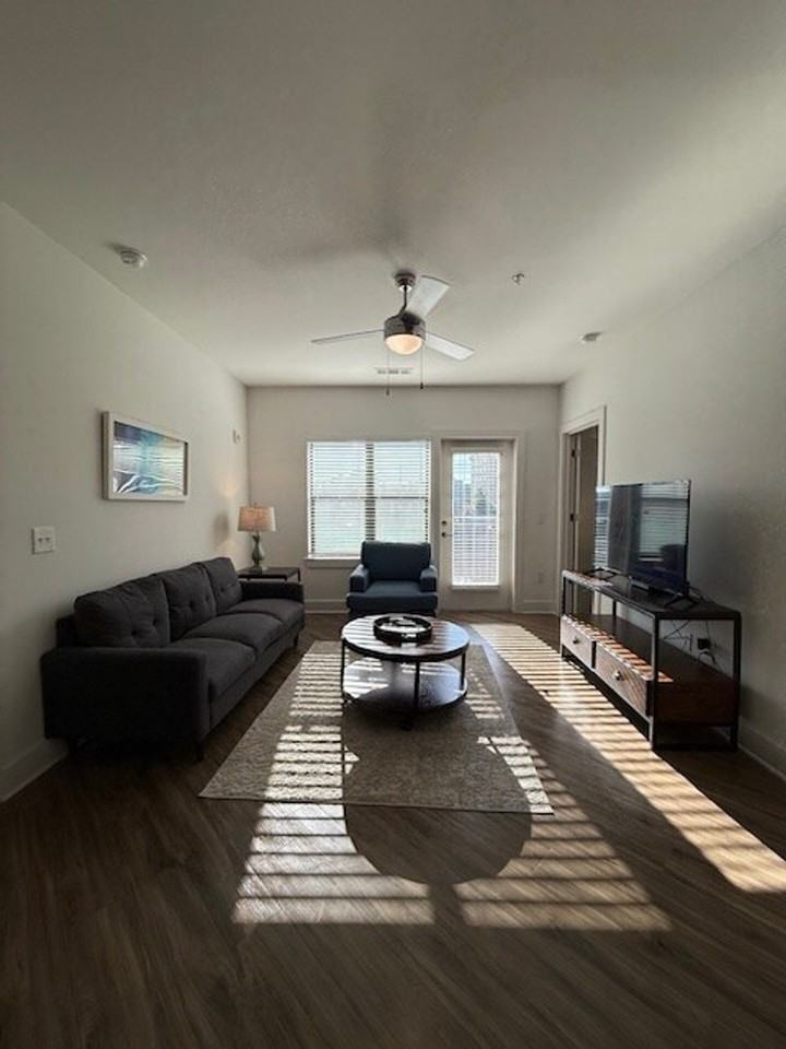 455 Legends Pl Se #1328015P - Photo 3 of 17