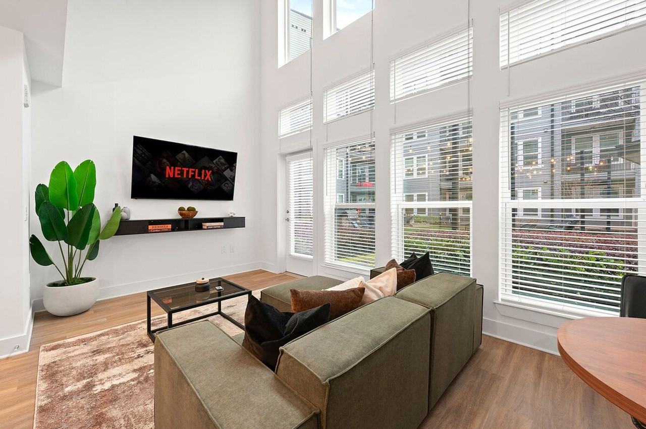 230 Bill Kennedy Way Se #1351867P - Photo 4 of 20