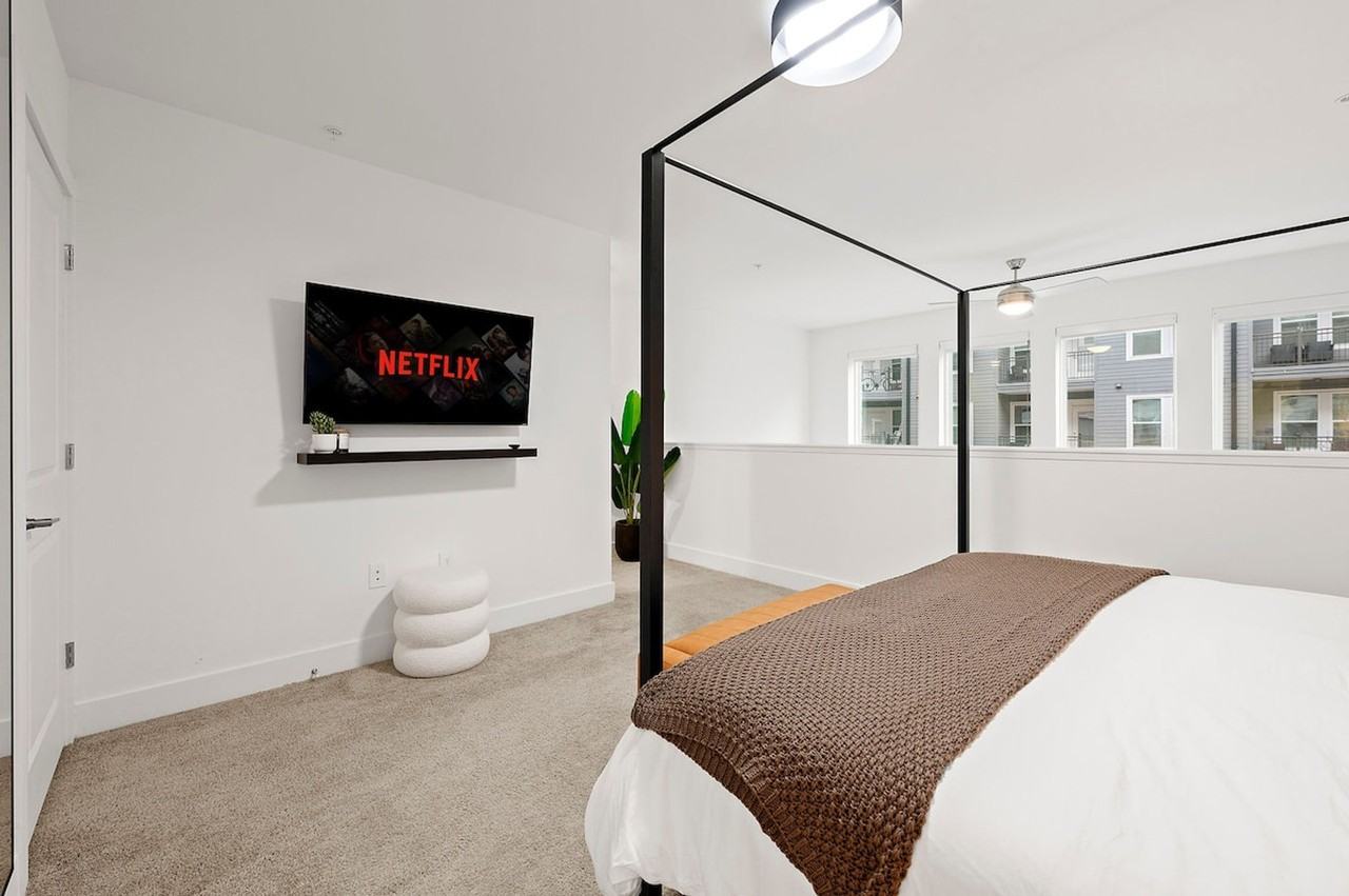 230 Bill Kennedy Way Se #1351867P - Photo 7 of 20