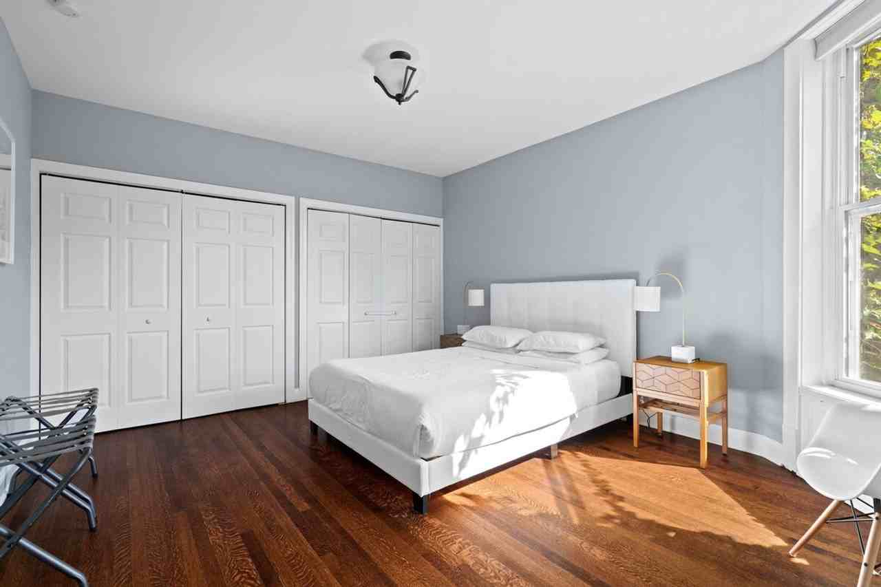 N Fremont St #1359757P - Photo 7 of 16