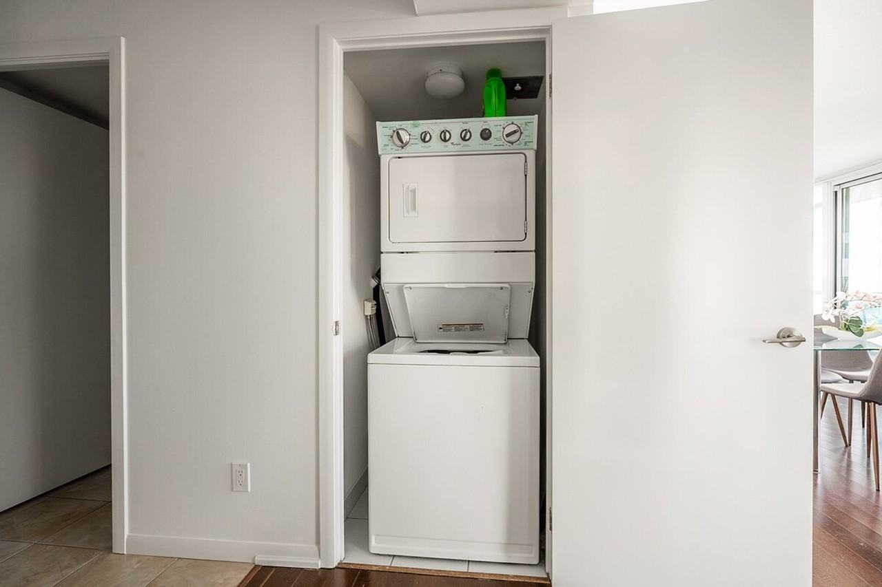 209 Gzowski St #1397940P - Photo 6 of 27