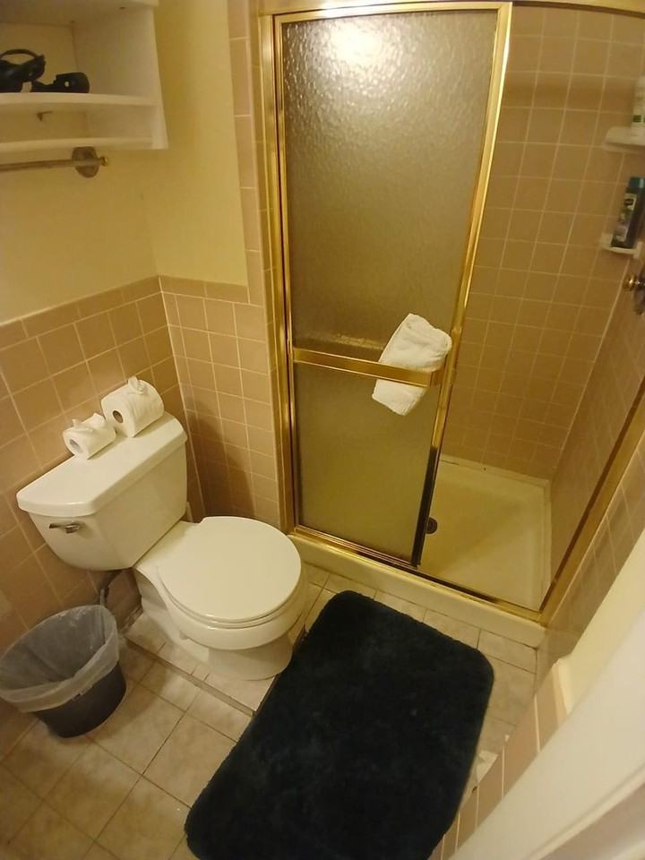 1937 Woodford Rd #1473412P - Photo 5 of 18