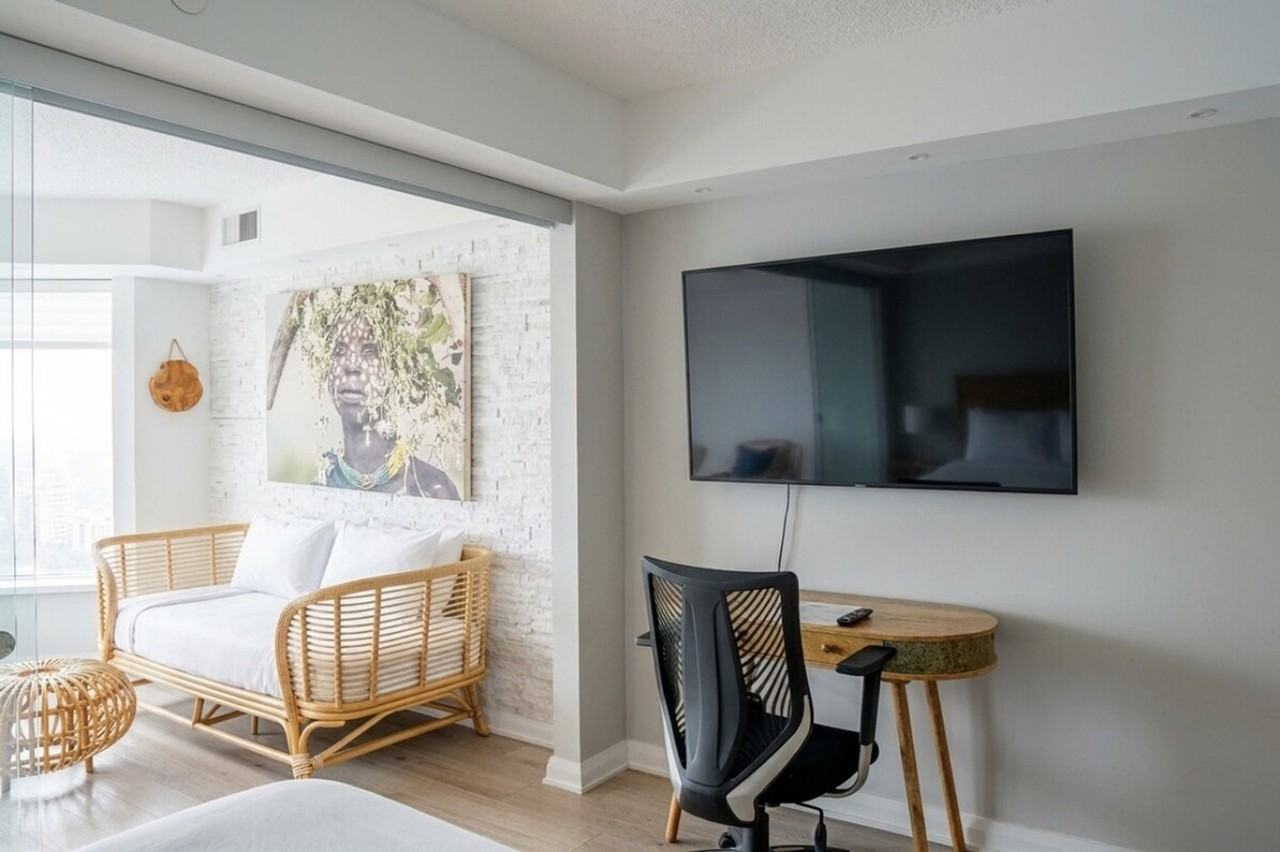 16 Hazelton Ave #1494685P - Photo 3 of 50