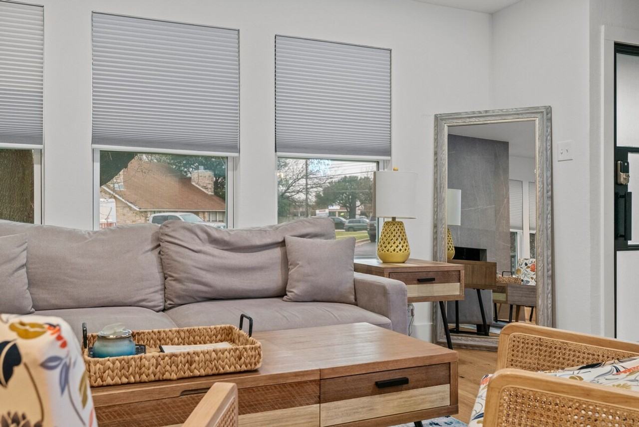 2104 Lamplight Village Cir #1492683P - Photo 3 of 29