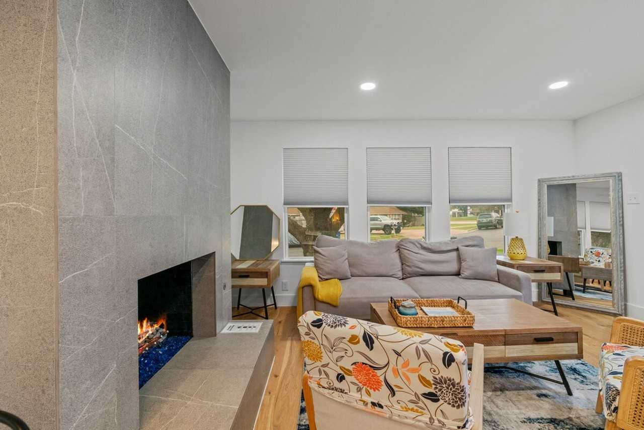 2104 Lamplight Village Cir #1492683P - Photo 6 of 29