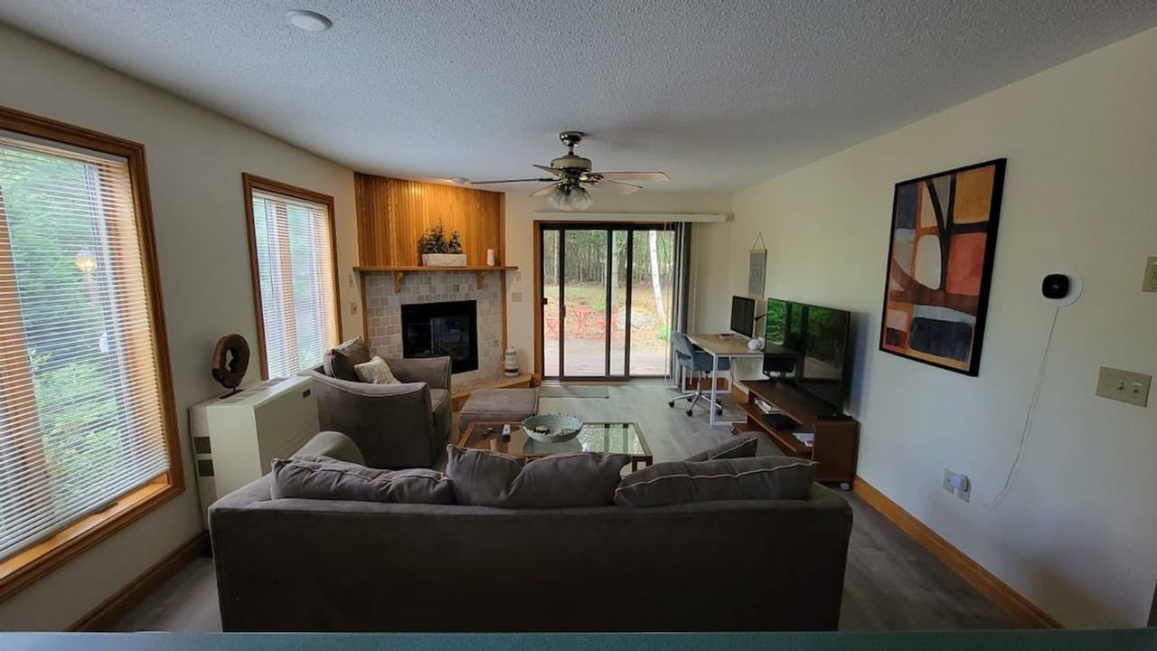 140 Paquette Circle - Photo 5 of 50