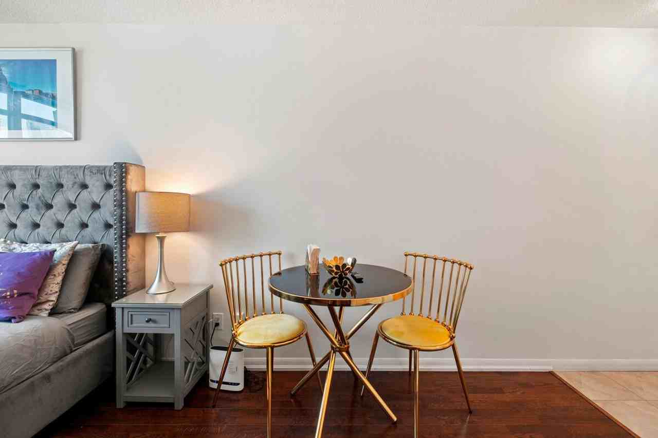 209 Fort York Blvd #1512532P - Photo 7 of 20