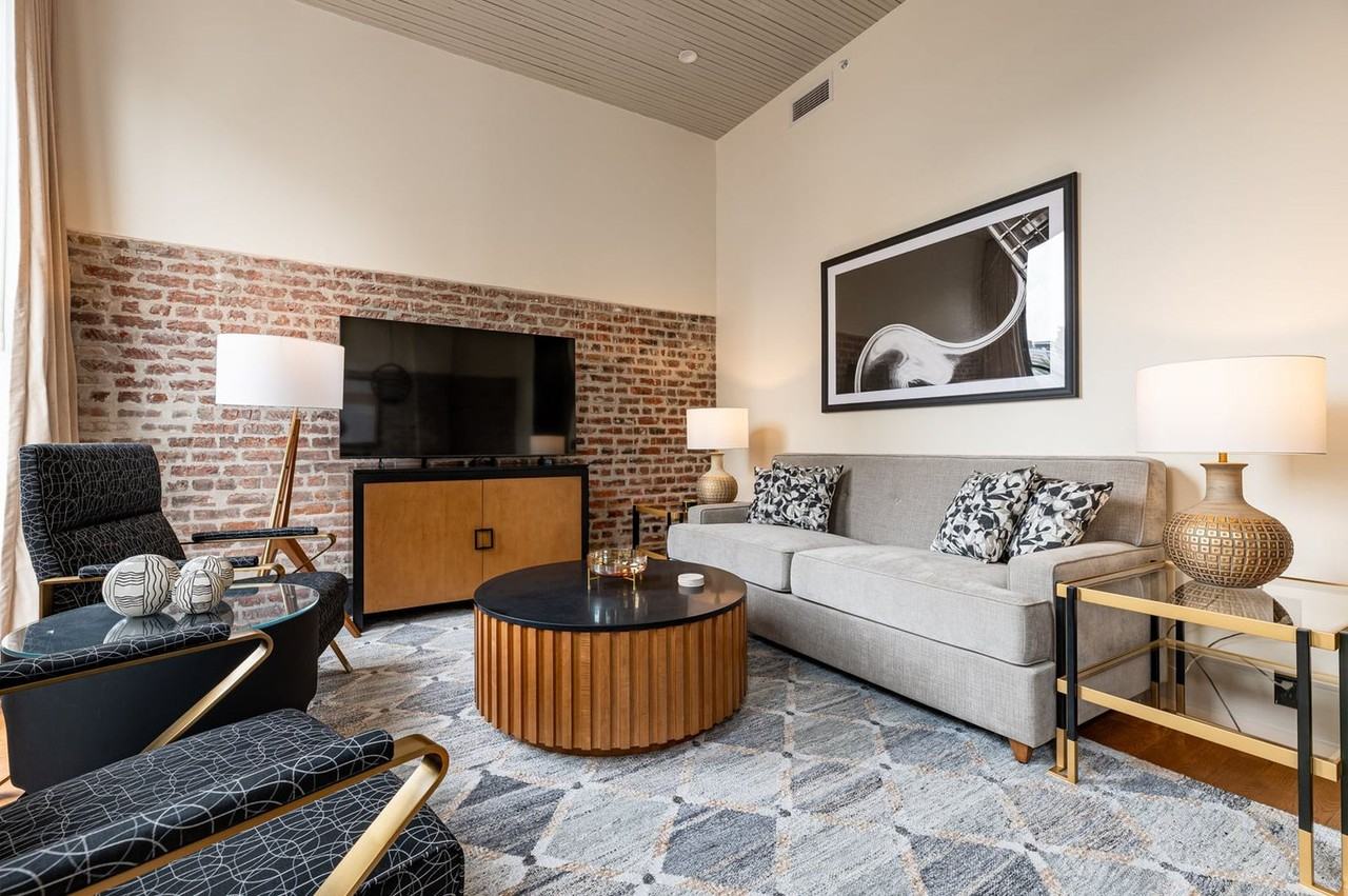 1011 Canal St #1513923P - Photo 2 of 25