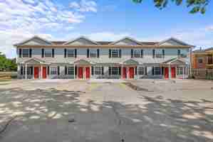 featured image of 7522 Tejas Rd #8