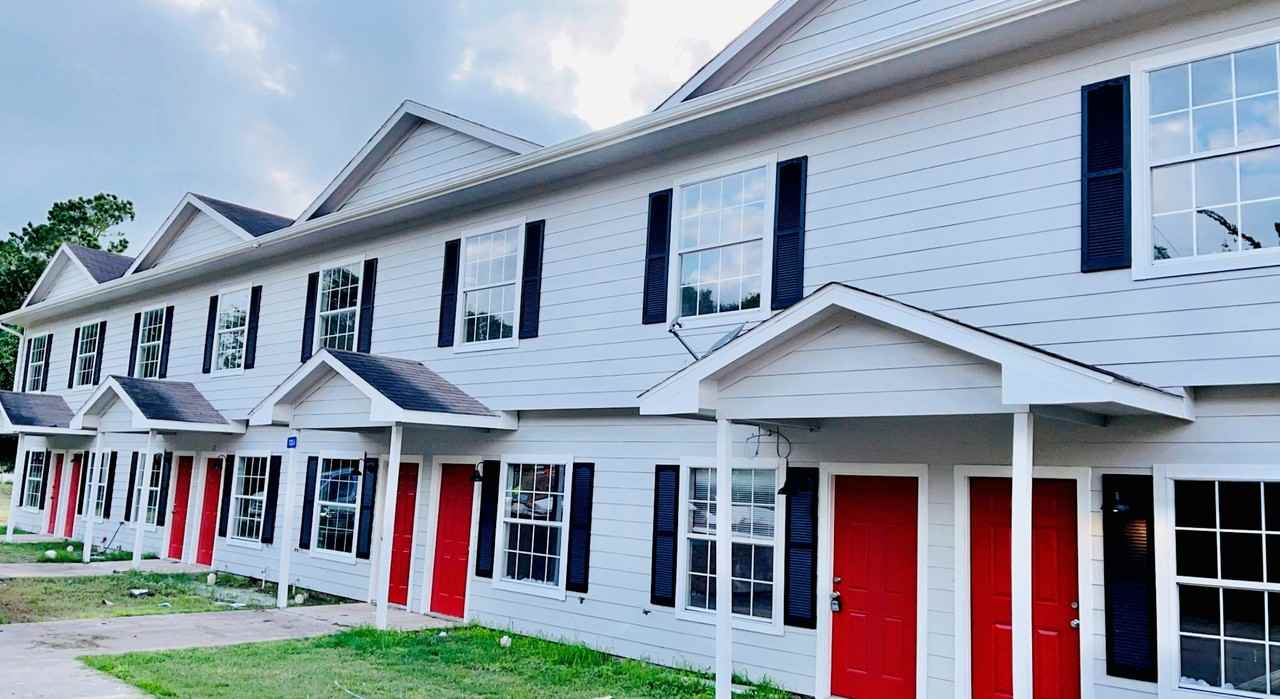 7522 Tejas Rd #8 - Photo 2 of 21