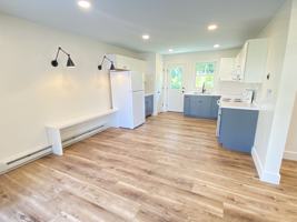 featured image of 160 Bronson St