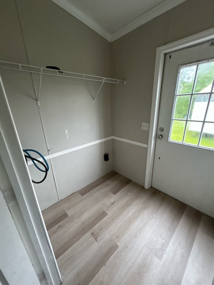 697 Highway - Photo 3 of 12