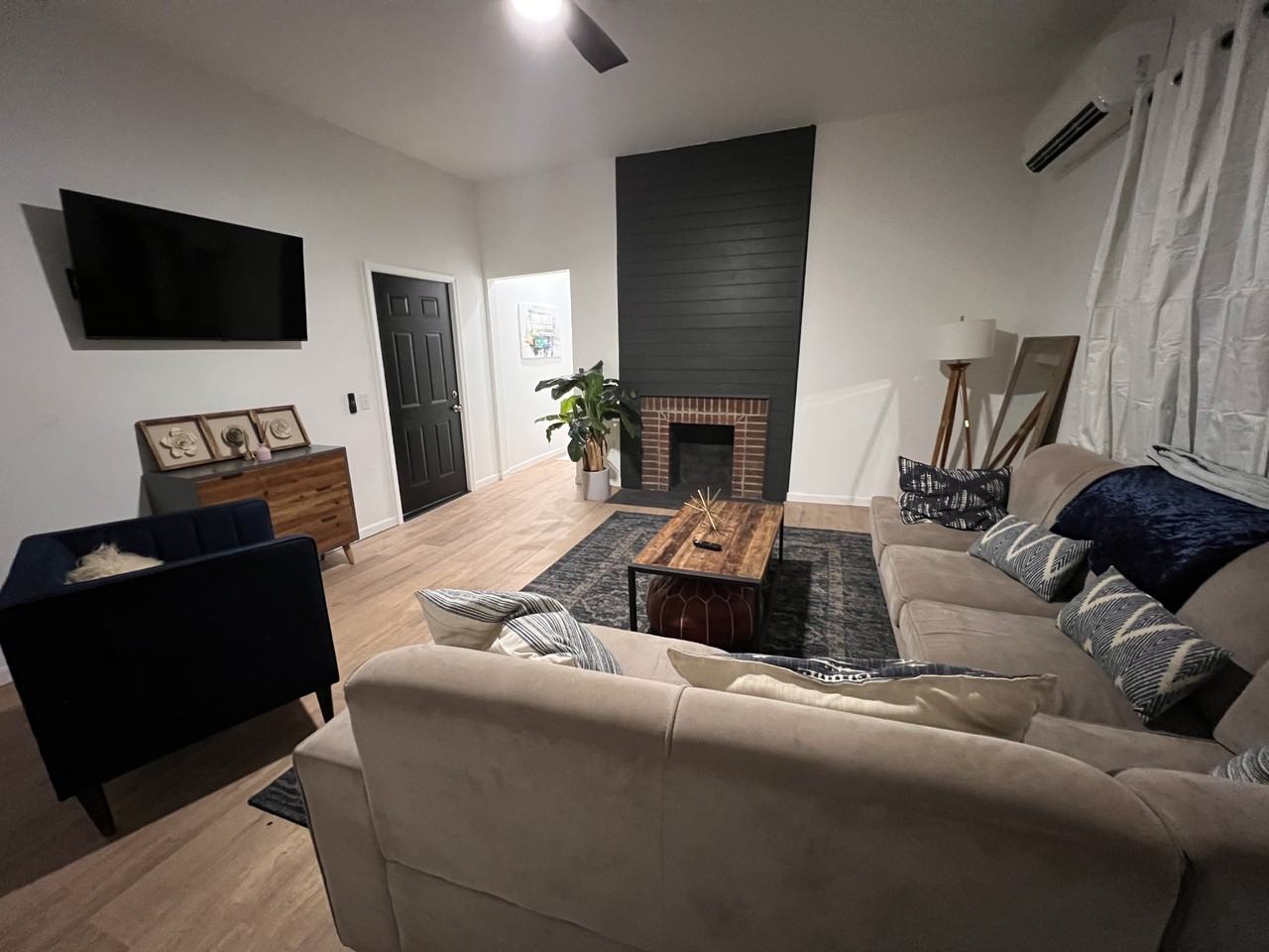 310 E Front St #2 - Photo 4 of 16