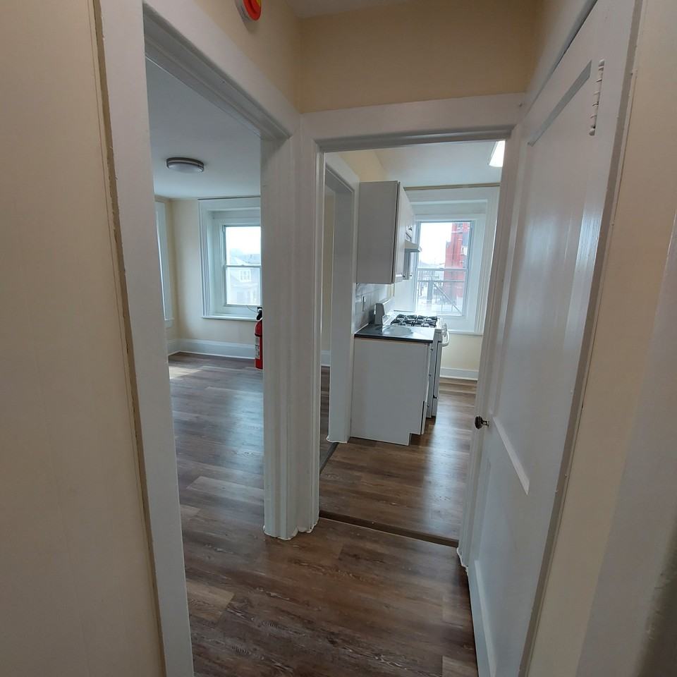 398 S Main St #3 - Photo 6 of 12