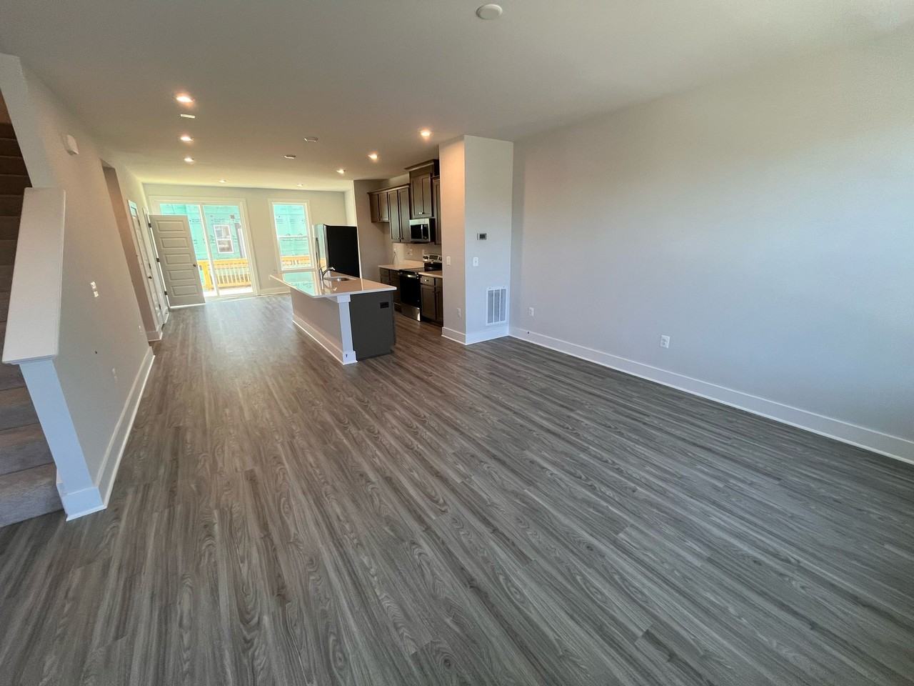 10144 All Star Blvd #I65 - Photo 4 of 16