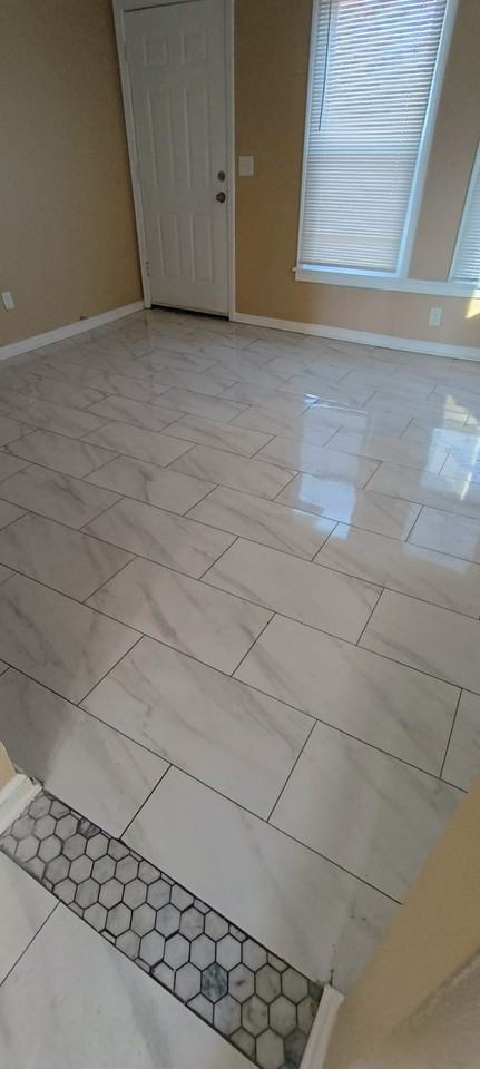 8353 Alpine St - Photo 3 of 14