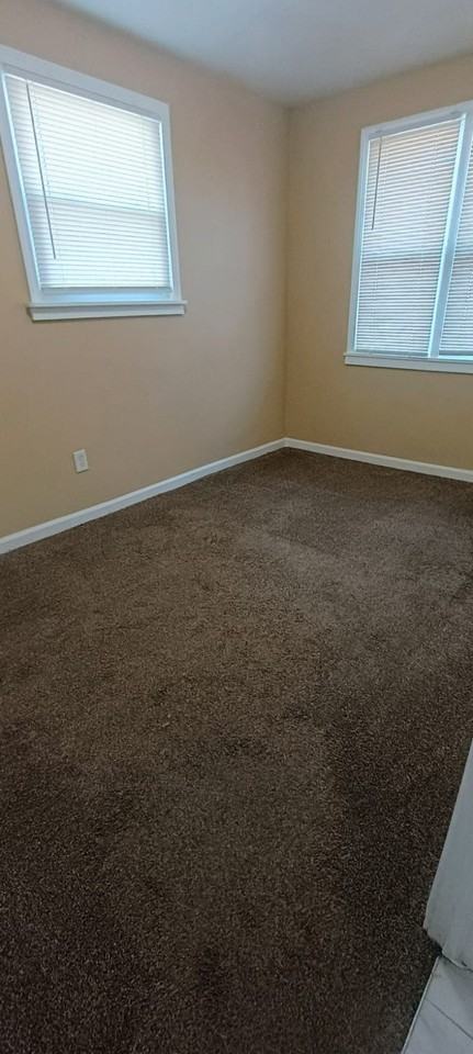 8353 Alpine St - Photo 4 of 14