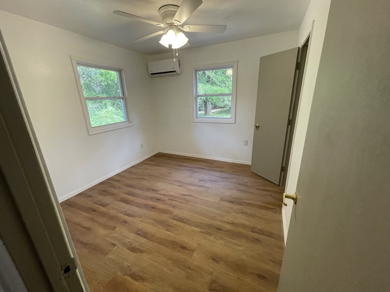 1221 Lake Dr #38 - Photo 5 of 18