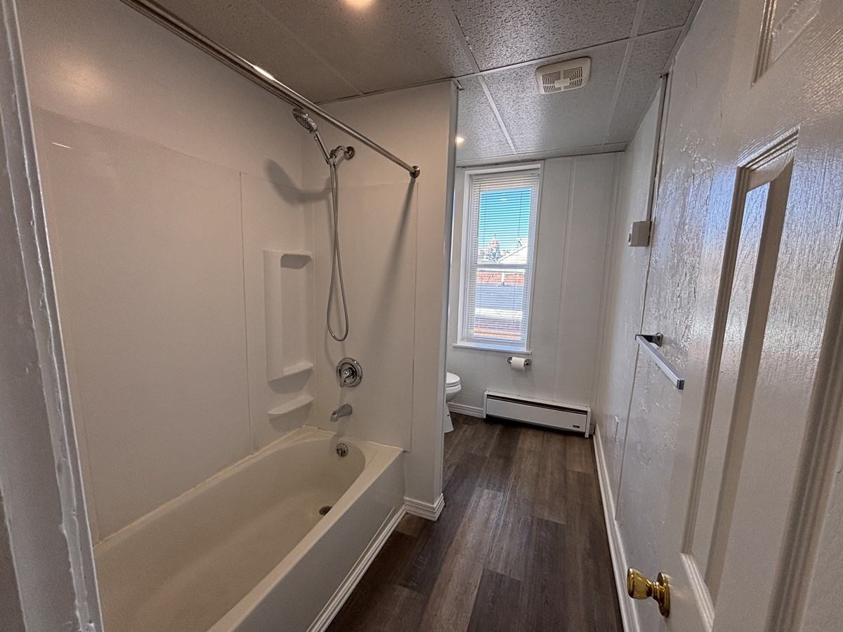 208 S Duke St #3REAR - Photo 4 of 11