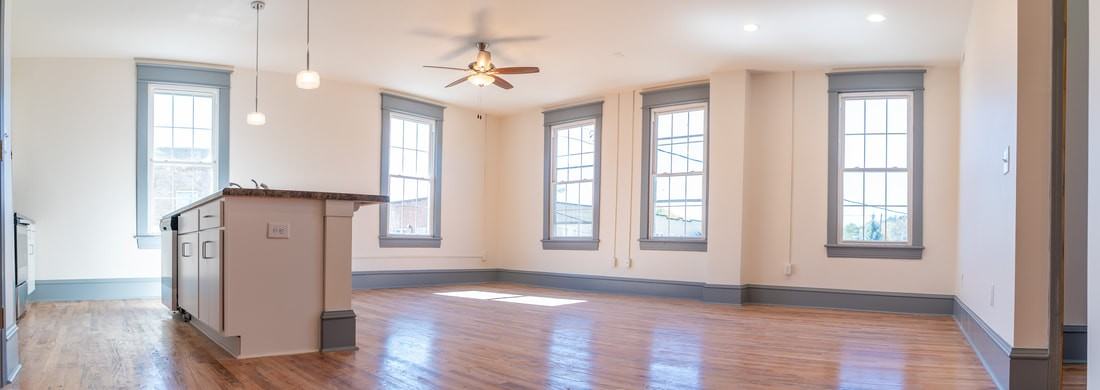 204 Jefferson Ave N #B - Photo 4 of 11