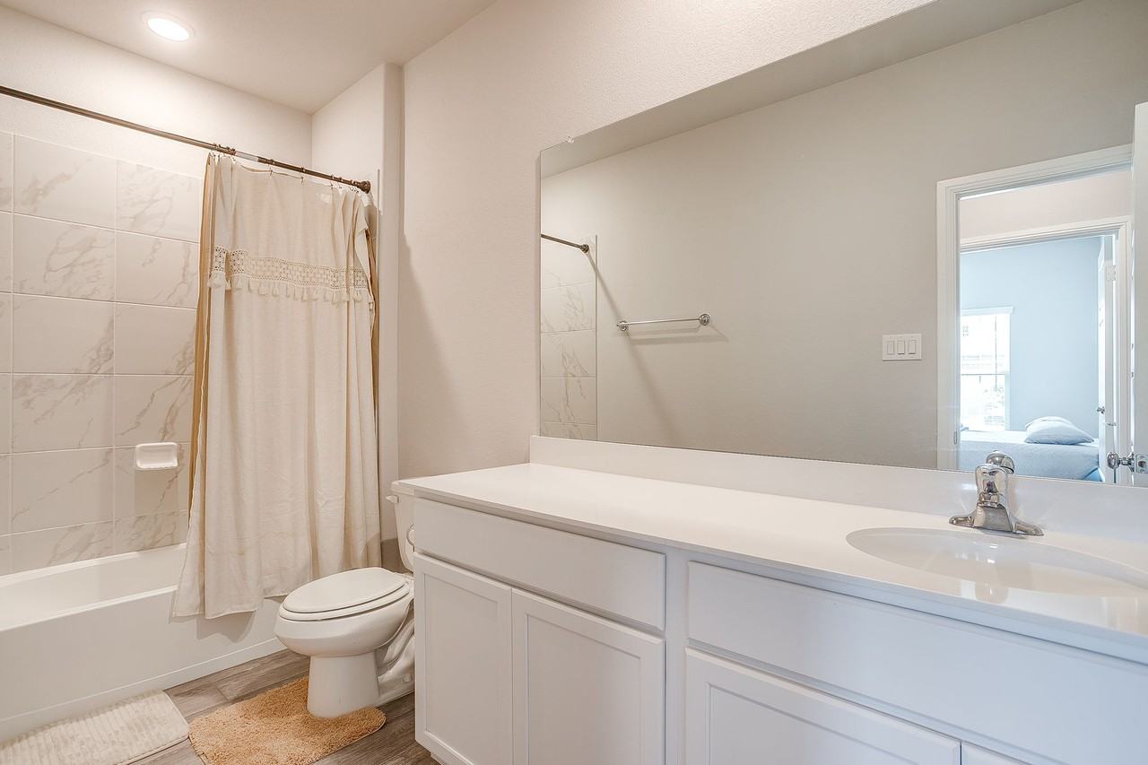 8924 Lantana Meadow Dr - Photo 7 of 39