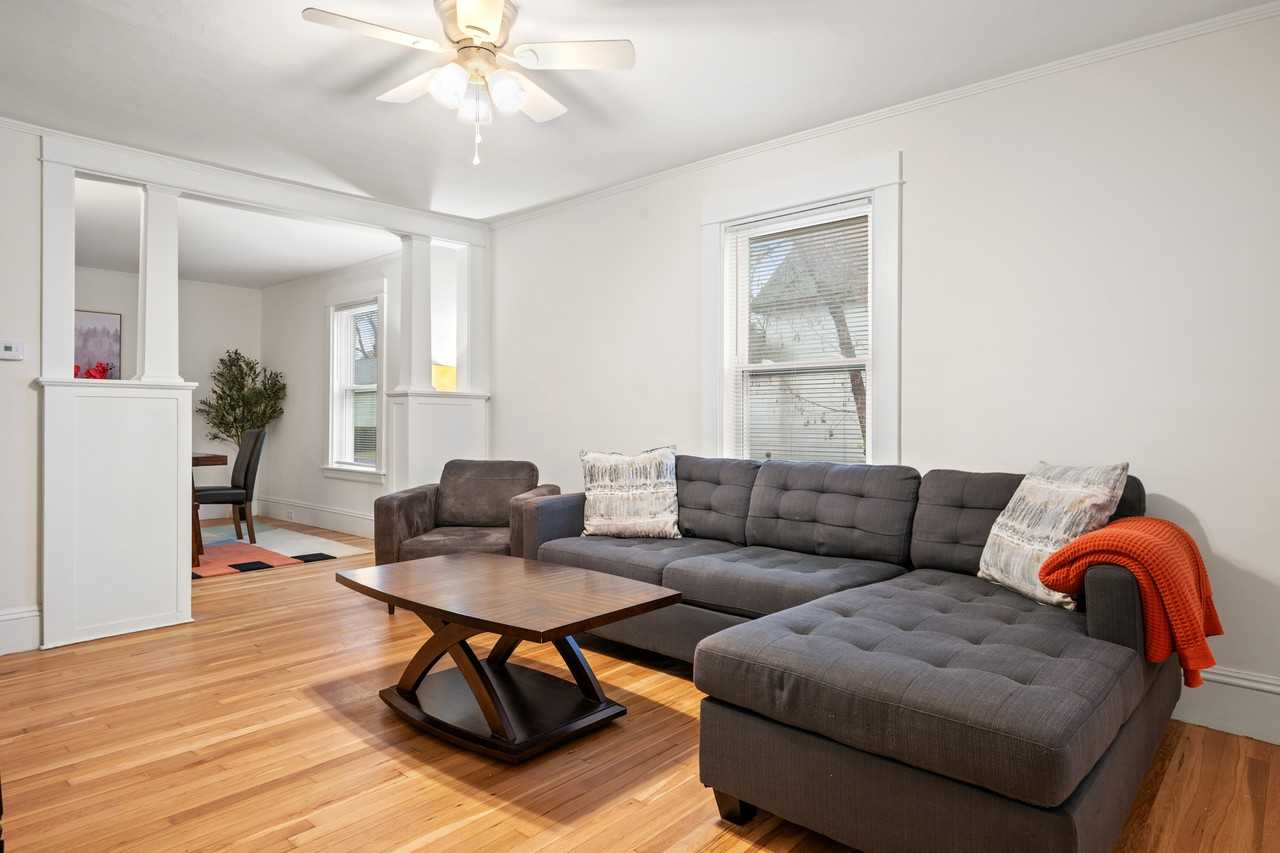 34 Allen St - Photo 7 of 21