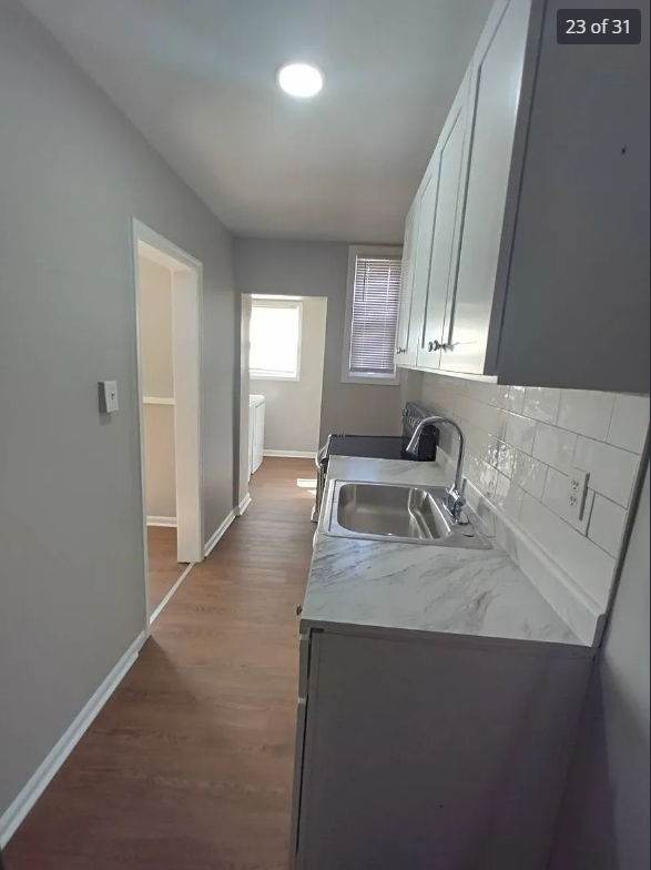 Ravenwood Ave - Photo 2 of 23