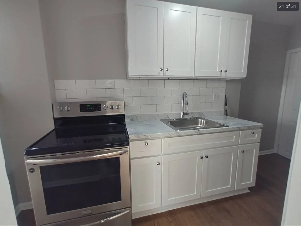 Ravenwood Ave - Photo 7 of 23