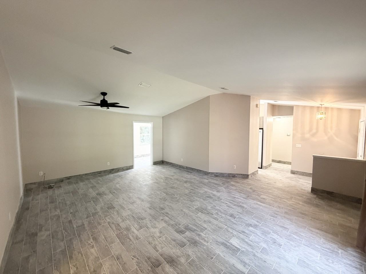 64 Welling Ln - Photo 6 of 29