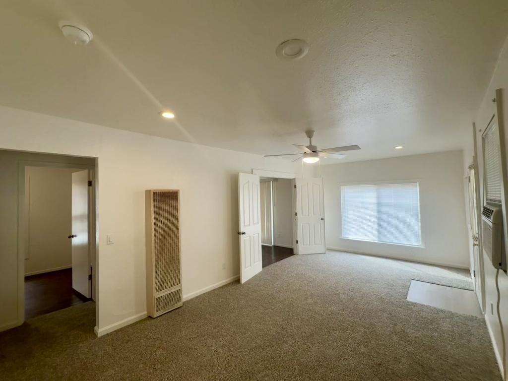 2218 W F St - Photo 2 of 18