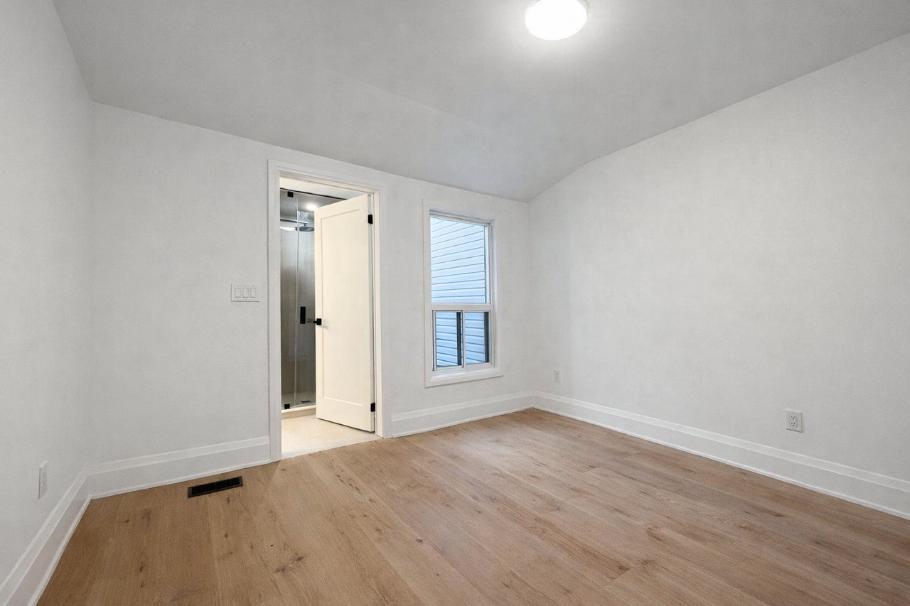 199 Lisgar Street #1 - Photo 4 of 6