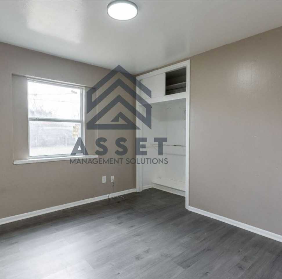 2208 Sw 61st Ter - Photo 7 of 18